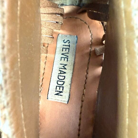 Steve Madden Surrie Brown Suede Leather Studden Ankle Fringe Moccasin Sandals - Picture 7 of 9